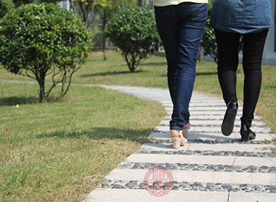 壽命長(zhǎng)短和走路步數(shù)有關(guān) 朋友圈步數(shù)超2萬(wàn)的人 最后怎么樣了