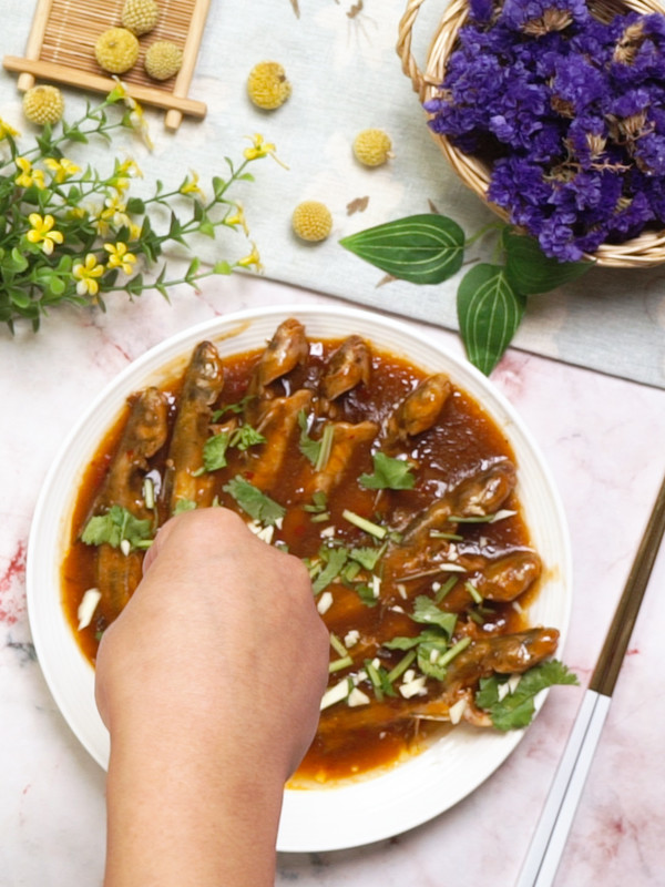 醬燜嘎魚的做法-家常味煮菜譜-易網(wǎng)健康養(yǎng)生網(wǎng) 醬燜嘎魚的做法-家常味煮菜譜