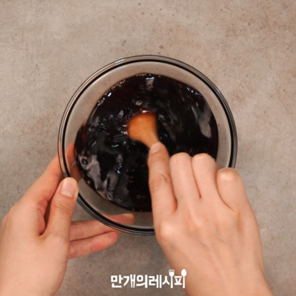 紅酒烤五花肉的做法-其它口味烤菜譜-易網(wǎng)<a href=http://m.aoa7937.com/ target=_blank class=infotextkey>健康養(yǎng)生</a>網(wǎng) 紅酒烤五花肉的做法-其它口味烤菜譜