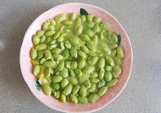 青豆蒸蛋的做法-家常味蒸菜譜-易網(wǎng)健康養(yǎng)生網(wǎng) 青豆蒸蛋的做法-家常味蒸菜譜