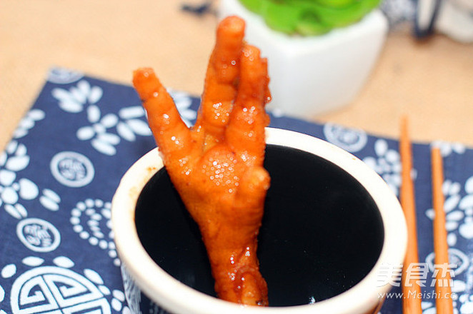 醬燒鳳爪的做法-咸鮮味炒菜譜-易網(wǎng)健康養(yǎng)生網(wǎng) 醬燒鳳爪的做法-咸鮮味炒菜譜