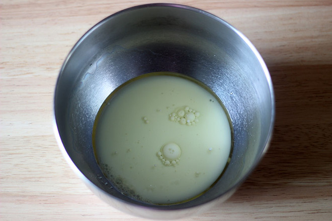 黑穗醋栗仙女蛋糕卷的做法-酸甜味烘焙菜譜-易網(wǎng)健康養(yǎng)生網(wǎng) 黑穗醋栗仙女蛋糕卷的做法-酸甜味烘焙菜譜