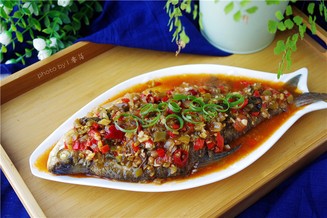 澆汁武昌魚(yú)的做法-酸辣味煮菜譜
