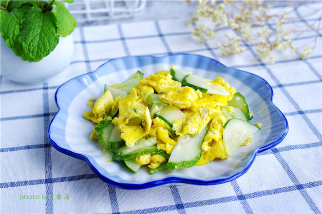 黃瓜炒鴨蛋的做法-家常味炒菜譜-易網健康養生網 黃瓜炒鴨蛋的做法-家常味炒菜譜