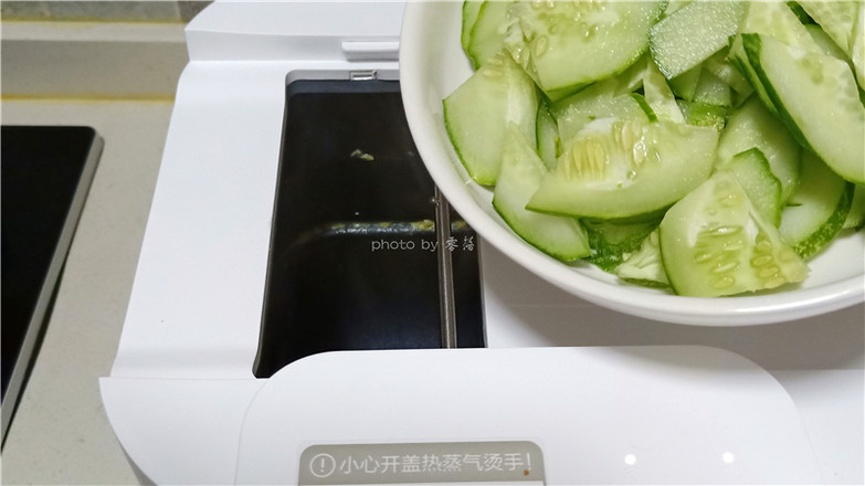 黃瓜炒鴨蛋的做法-家常味炒菜譜-易網健康養生網 黃瓜炒鴨蛋的做法-家常味炒菜譜