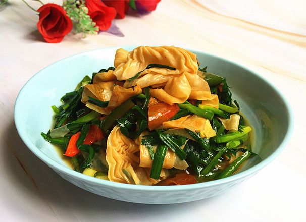 韭菜炒油豆皮的做法-家常味炒菜譜-易網健康養生網 韭菜炒油豆皮的做法-家常味炒菜譜
