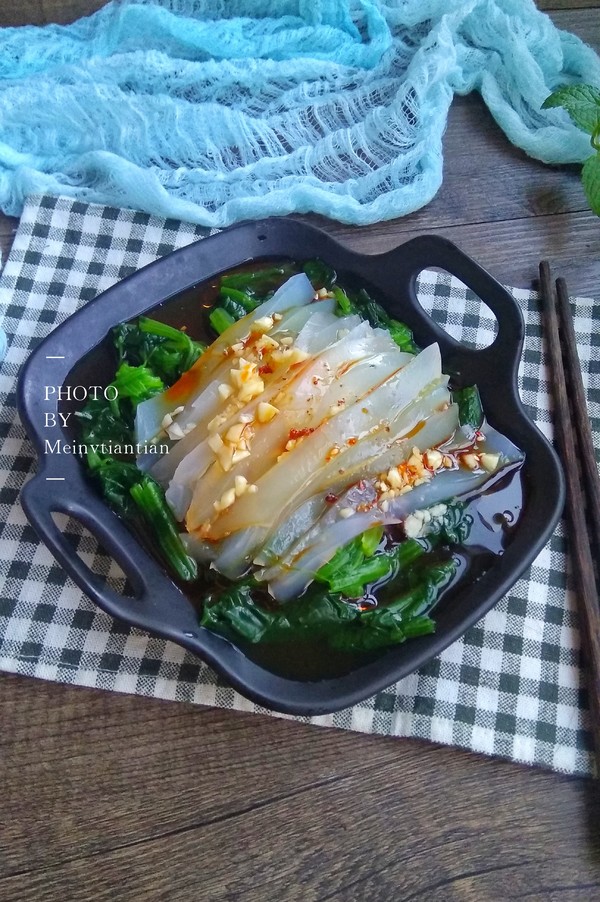 菠菜拌涼粉的做法-家常味拌菜譜-易網(wǎng)健康養(yǎng)生網(wǎng) 菠菜拌涼粉的做法-家常味拌菜譜