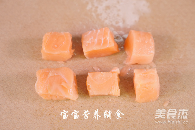 三文魚南瓜米粉的做法-家常味蒸菜譜