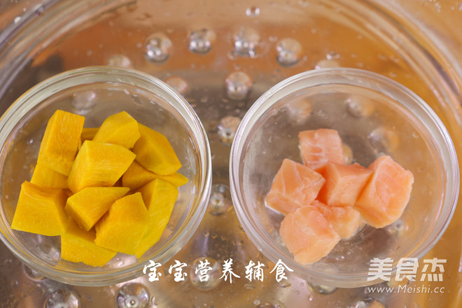 三文魚南瓜米粉的做法-家常味蒸菜譜