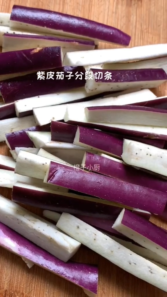 豆角炒茄子的做法-咸鮮味炒菜譜