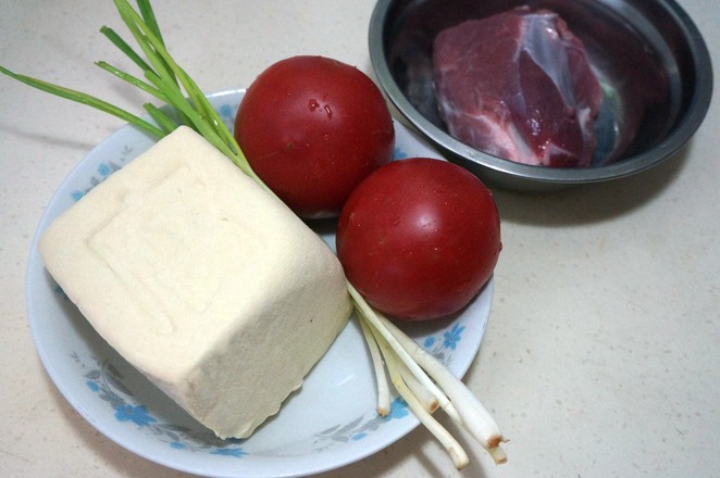肉末番茄豆腐的做法-家常味煮菜譜-易網(wǎng)<a href=http://m.aoa7937.com/ target=_blank class=infotextkey>健康養(yǎng)生</a>網(wǎng) 肉末番茄豆腐的做法-家常味煮菜譜
