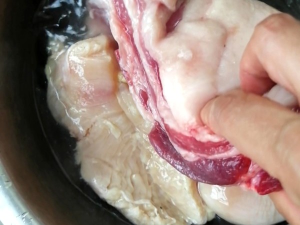 醋溜雞肉丸子的做法-酸甜味煎菜譜-易網<a href=http://m.aoa7937.com/ target=_blank class=infotextkey>健康養生</a>網 醋溜雞肉丸子的做法-酸甜味煎菜譜