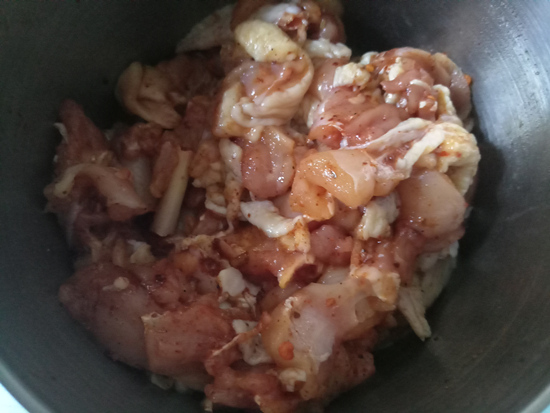 干鍋辣子雞的做法-香辣味炒菜譜-易網<a href=http://m.aoa7937.com/ target=_blank class=infotextkey>健康養生</a>網 干鍋辣子雞的做法-香辣味炒菜譜