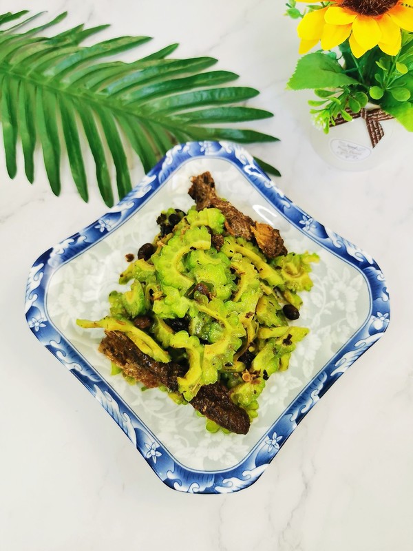 豆豉鯪魚(yú)拌苦瓜的做法-其它口味拌菜譜-易網(wǎng)健康養(yǎng)生網(wǎng) 豆豉鯪魚(yú)拌苦瓜的做法-其它口味拌菜譜