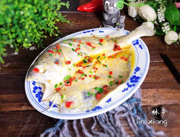 清蒸黃魚的做法-家常味蒸菜譜-易網健康養生網 清蒸黃魚的做法-家常味蒸菜譜
