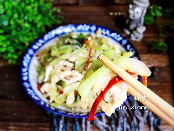 洋蔥扁豆炒肉的做法-家常味炒菜譜-易網健康養(yǎng)生網 洋蔥扁豆炒肉的做法-家常味炒菜譜