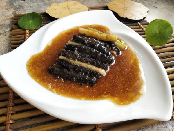 蔥燒海參的做法-咸鮮味燒菜譜-易網(wǎng)健康養(yǎng)生網(wǎng) 蔥燒海參的做法-咸鮮味燒菜譜