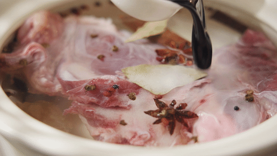 涼拌鹵牛肉【孔老師教做菜】的做法-家常味鹵菜譜-易網健康養生網 涼拌鹵牛肉【孔老師教做菜】的做法-家常味鹵菜譜