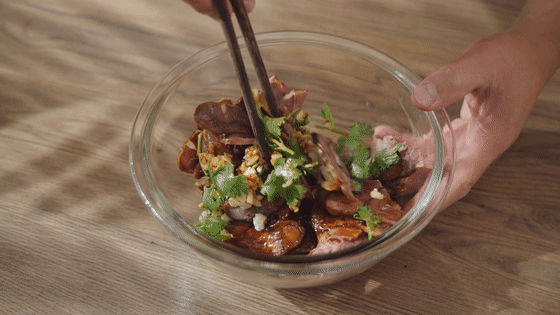 涼拌鹵牛肉【孔老師教做菜】的做法-家常味鹵菜譜-易網健康養生網 涼拌鹵牛肉【孔老師教做菜】的做法-家常味鹵菜譜