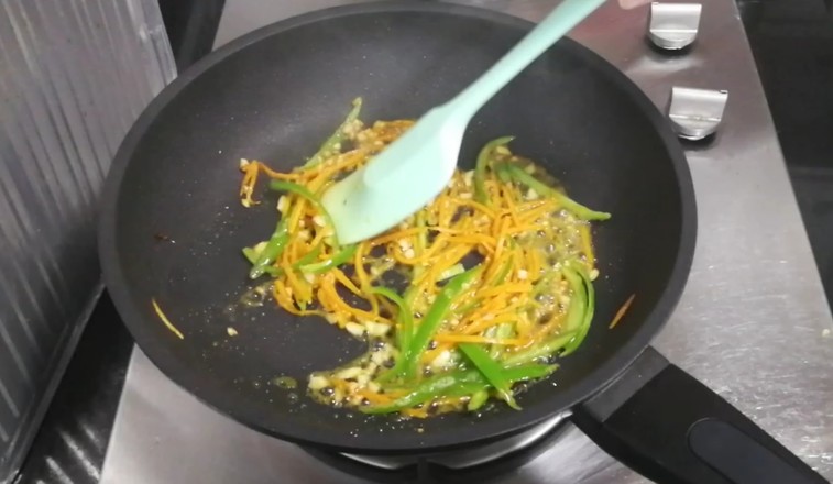 涼拌金針菇的做法-酸甜味拌菜譜-易網(wǎng)健康養(yǎng)生網(wǎng) 涼拌金針菇的做法-酸甜味拌菜譜