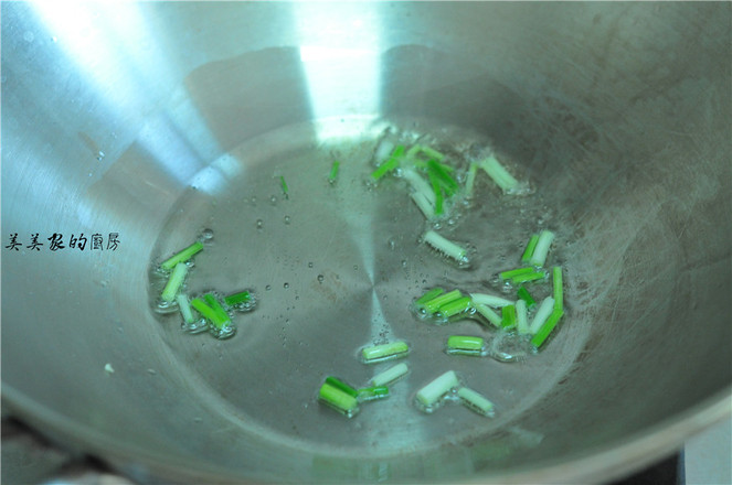 回鍋茄子的做法-家常味蒸菜譜-易網(wǎng)健康養(yǎng)生網(wǎng) 回鍋茄子的做法-家常味蒸菜譜