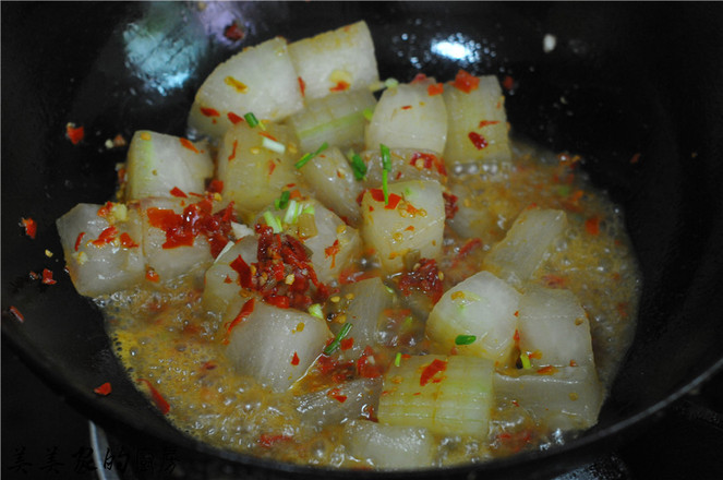 紅燒冬瓜的做法-香辣味燒菜譜-易網(wǎng)健康養(yǎng)生網(wǎng) 紅燒冬瓜的做法-香辣味燒菜譜