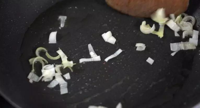 家常豆腐的做法-家常味炒菜譜
