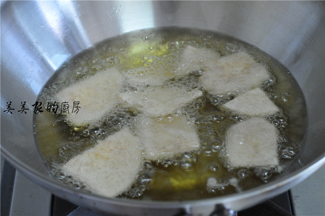 炸香芋片的做法-家常味炸菜譜-易網健康養(yǎng)生網 炸香芋片的做法-家常味炸菜譜