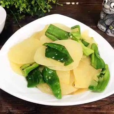 土豆這樣做簡(jiǎn)單又美味的做法-家常味炒菜譜