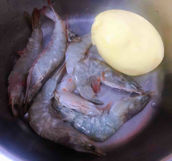 海蝦炒土豆絲的做法-咸鮮味炒菜譜-易網<a href=http://m.aoa7937.com/ target=_blank class=infotextkey>健康養生</a>網 海蝦炒土豆絲的做法-咸鮮味炒菜譜