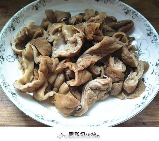 野山椒炒肥腸的做法-香辣味炒菜譜