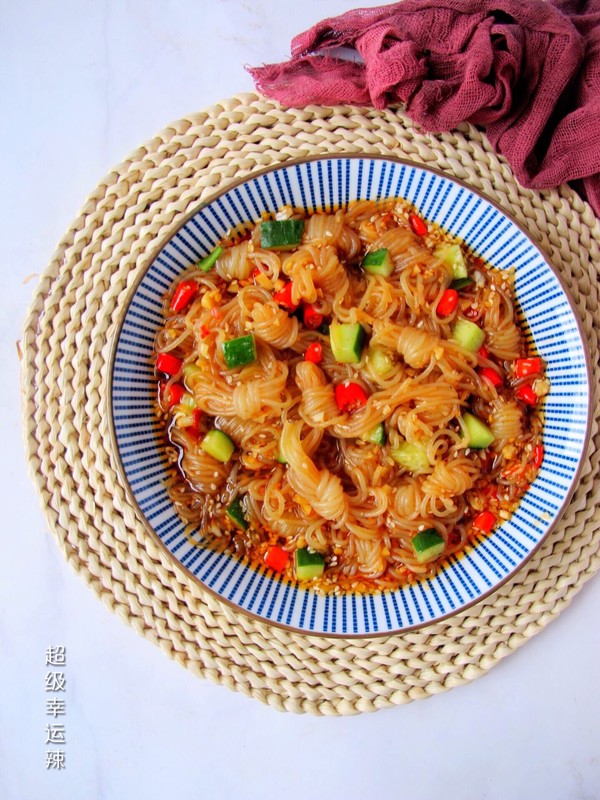 涼拌酸辣魔芋結(jié)的做法-酸辣味拌菜譜-易網(wǎng)健康養(yǎng)生網(wǎng) 涼拌酸辣魔芋結(jié)的做法-酸辣味拌菜譜