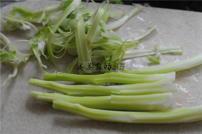 白菜苔炒凍豆腐的做法-家常味炒菜譜-易網健康養生網 白菜苔炒凍豆腐的做法-家常味炒菜譜
