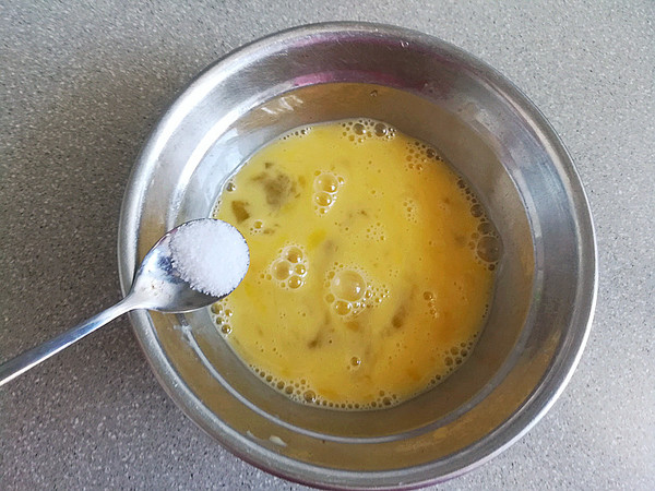 韭苔炒雞蛋的做法-家常味炒菜譜-易網健康養(yǎng)生網 韭苔炒雞蛋的做法-家常味炒菜譜