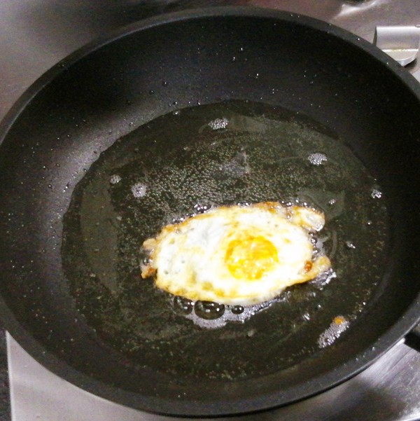 五柳炸蛋的做法-酸甜味炸菜譜-易網<a href=http://m.aoa7937.com/ target=_blank class=infotextkey>健康養(yǎng)生</a>網 五柳炸蛋的做法-酸甜味炸菜譜