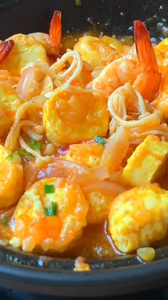 蝦仁豆腐煲的做法-咸鮮味燉菜譜-易網(wǎng)健康養(yǎng)生網(wǎng) 蝦仁豆腐煲的做法-咸鮮味燉菜譜