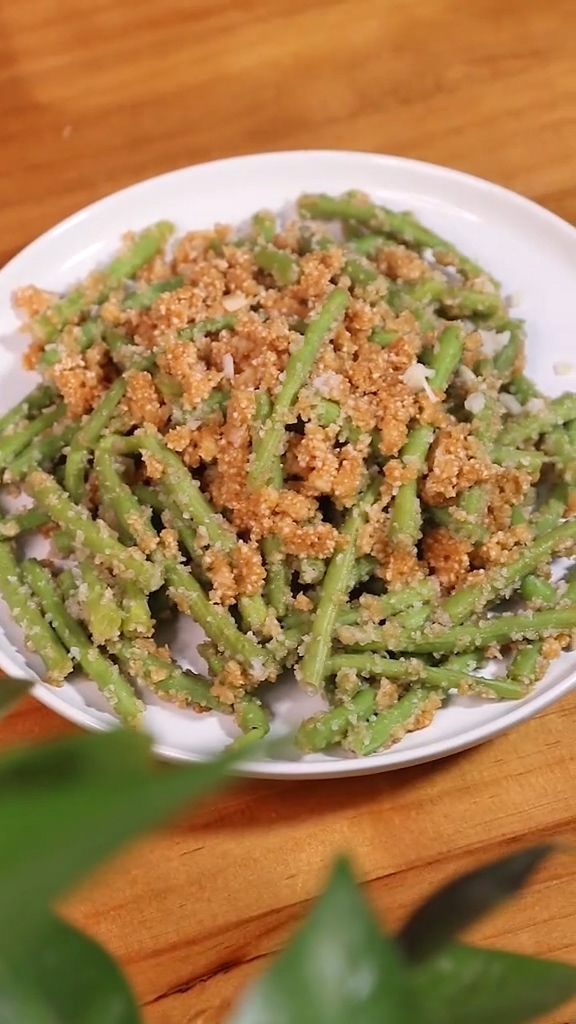 家常粉蒸豇豆的做法-咸鮮味蒸菜譜-易網健康養生網 家常粉蒸豇豆的做法-咸鮮味蒸菜譜