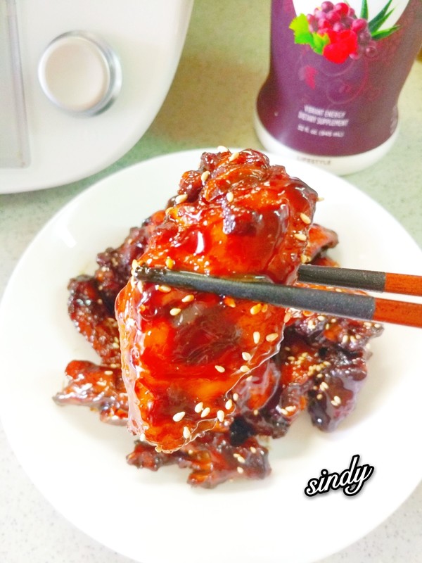 無油紅燒雞翅的做法-咸鮮味燒菜譜-易網健康養生網 無油紅燒雞翅的做法-咸鮮味燒菜譜
