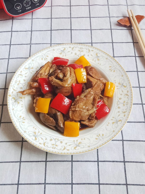 懶人版燉雞塊的做法-咸鮮味燉菜譜