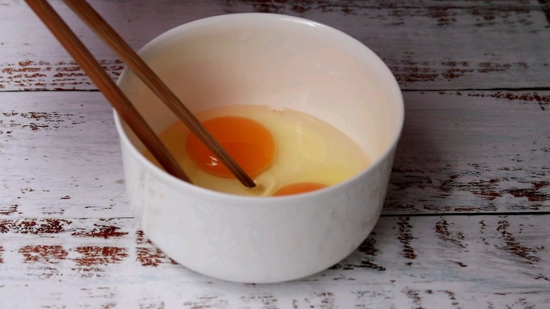 花甲燉蛋的做法-咸鮮味蒸菜譜