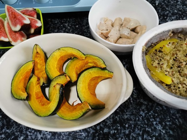 貝貝南瓜藜麥雞肉沙拉的做法-甜味烘焙菜譜-易網健康養生網 貝貝南瓜藜麥雞肉沙拉的做法-甜味烘焙菜譜