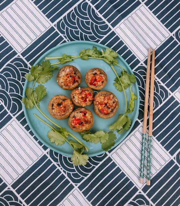 蒜蓉烤白菇的做法-香辣味烤菜譜-易網(wǎng)健康養(yǎng)生網(wǎng) 蒜蓉烤白菇的做法-香辣味烤菜譜