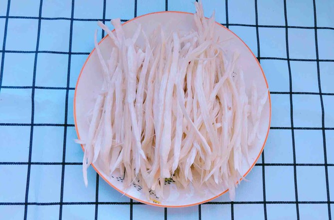 青椒炒杏鮑菇的做法-咸鮮味炒菜譜
