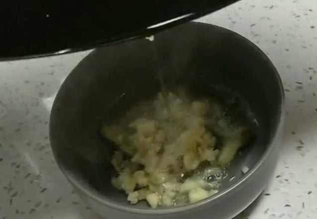 清蒸螃蟹配自制料汁的做法-家常味蒸菜譜-易網健康養(yǎng)生網 清蒸螃蟹配自制料汁的做法-家常味蒸菜譜
