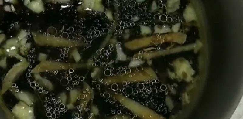 清蒸螃蟹配自制料汁的做法-家常味蒸菜譜-易網健康養(yǎng)生網 清蒸螃蟹配自制料汁的做法-家常味蒸菜譜