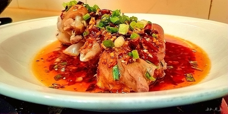 涼拌豬手的做法-麻辣味拌菜譜-易網(wǎng)健康養(yǎng)生網(wǎng) 涼拌豬手的做法-麻辣味拌菜譜
