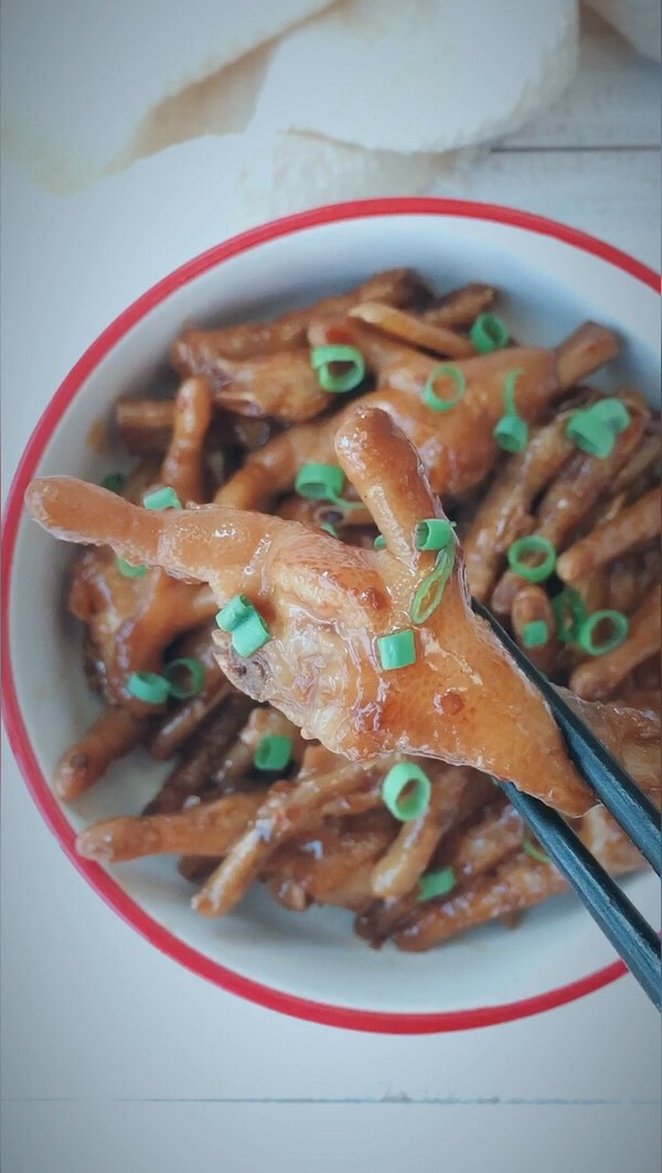 濃香燒雞爪的做法-香辣味煮菜譜-易網健康養生網 濃香燒雞爪的做法-香辣味煮菜譜