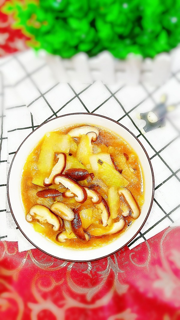 香菇燒冬瓜的做法-家常味炒菜譜-易網健康養生網 香菇燒冬瓜的做法-家常味炒菜譜