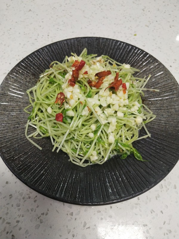 家常拌豆苗的做法-咸鮮味拌菜譜-易網(wǎng)健康養(yǎng)生網(wǎng) 家常拌豆苗的做法-咸鮮味拌菜譜