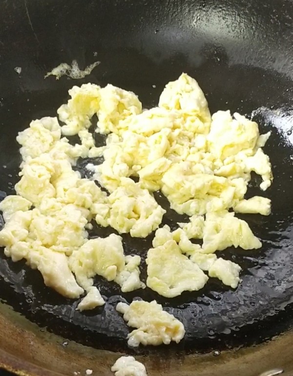 番茄炒雞蛋的做法-咸鮮味炒菜譜